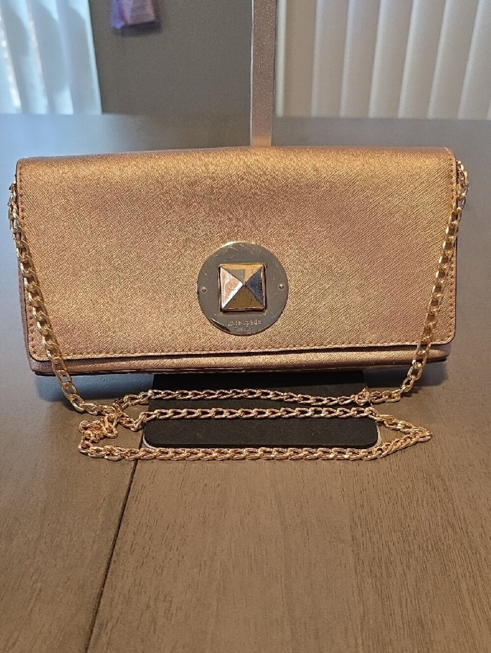 kate spade Rose Gold Chain Crossbody/Clutch - Picture 3 of 7